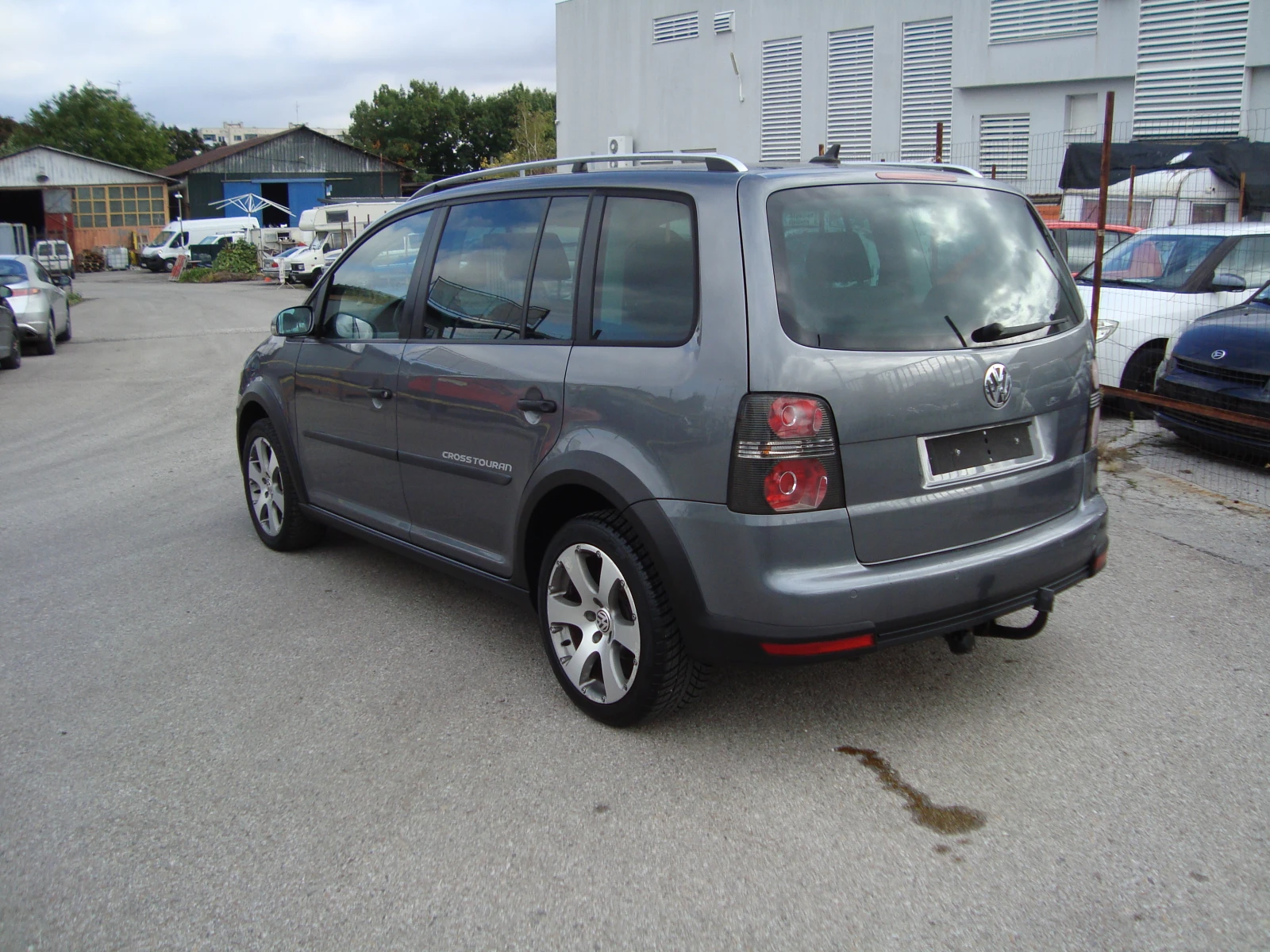 VW Touran CROSS TOURAN/7места - изображение 4 | Auto.bg VW Touran CROSS TOURAN/7места - изображение 4