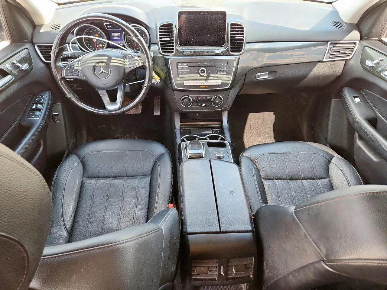 Mercedes-Benz GLE 350 * ТОП* РЕАЛНИ КМ* БЕЗ ЩЕТИ*  - изображение 8 | Auto.bg Mercedes-Benz GLE 350 * ТОП* РЕАЛНИ КМ* БЕЗ ЩЕТИ*  - изображение 8