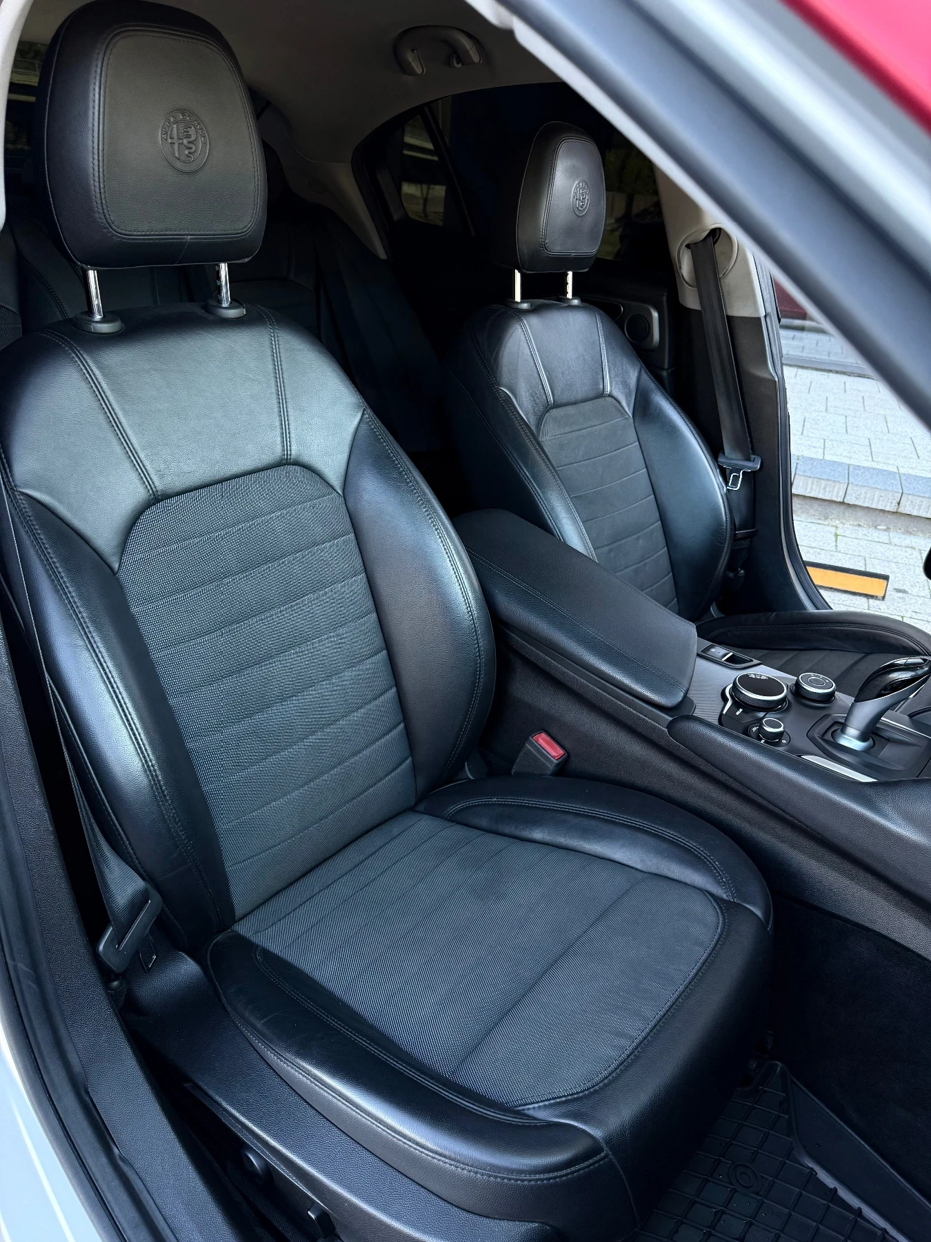 Alfa Romeo Giulia 2.2 JTD - изображение 10 | Auto.bg Alfa Romeo Giulia 2.2 JTD - изображение 10