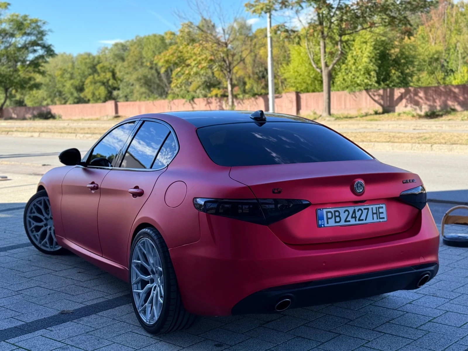 Alfa Romeo Giulia 2.2 JTD - изображение 5 | Auto.bg Alfa Romeo Giulia 2.2 JTD - изображение 5