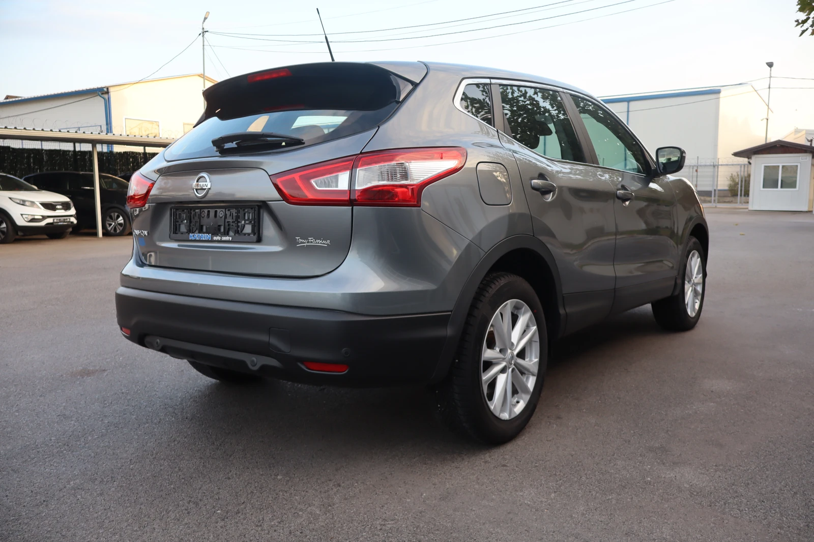Nissan Qashqai 1.2i - изображение 5 | Auto.bg Nissan Qashqai 1.2i - изображение 5