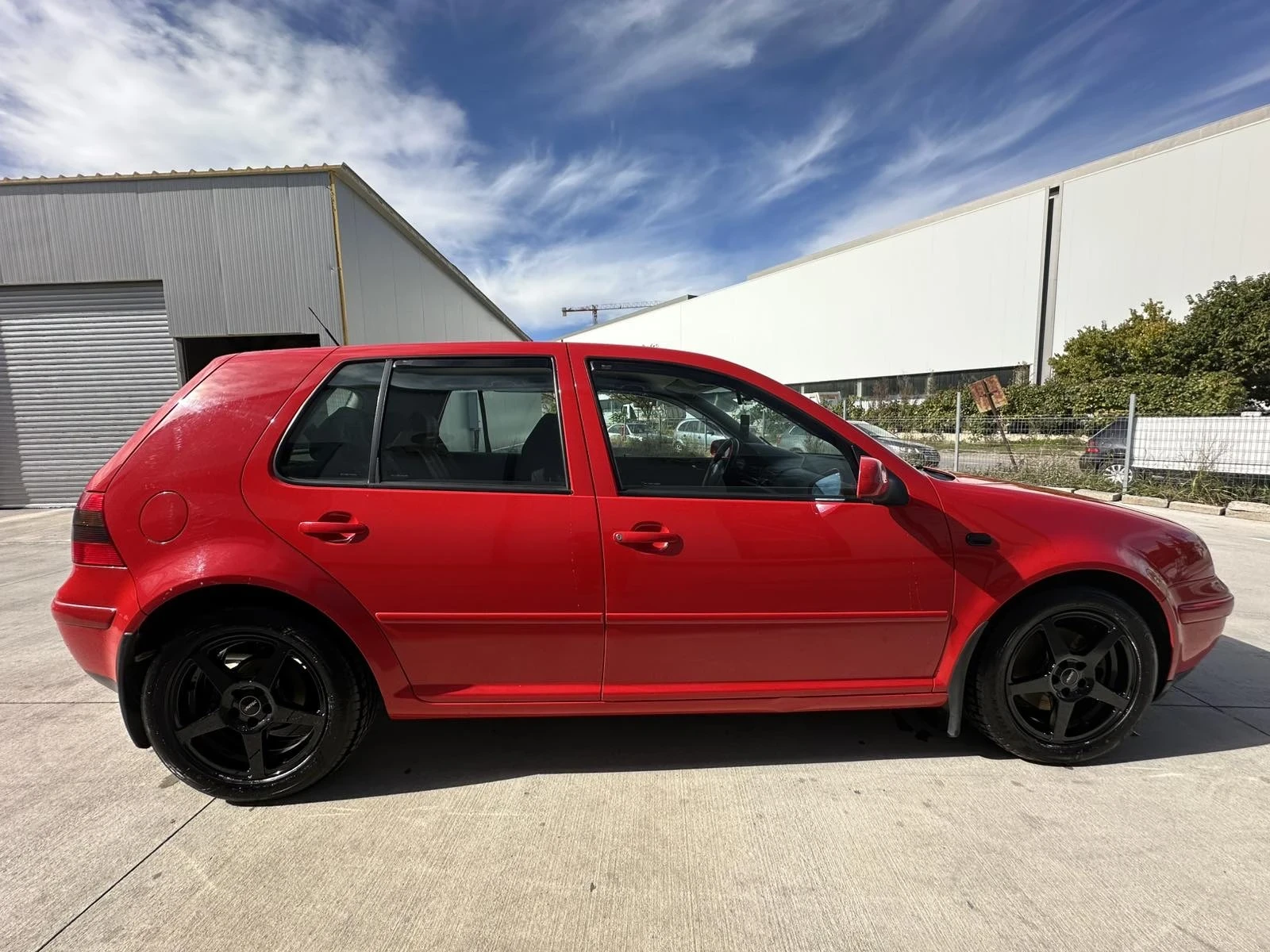 VW Golf 1.8 GTI 150кс - изображение 7 | Auto.bg VW Golf 1.8 GTI 150кс - изображение 7