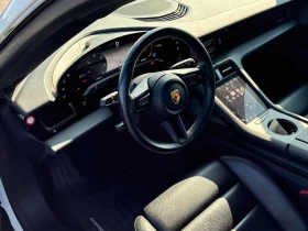 Porsche Taycan 4S | CARFAX | ГЛАВНО ПРЕДСТАВИТЕЛСТВО НА PORSCHE | Auto.bg — изображение 7 Porsche Taycan 4S | CARFAX | ГЛАВНО ПРЕДСТАВИТЕЛСТВО НА PORSCHE | Auto.bg — изображение 7
