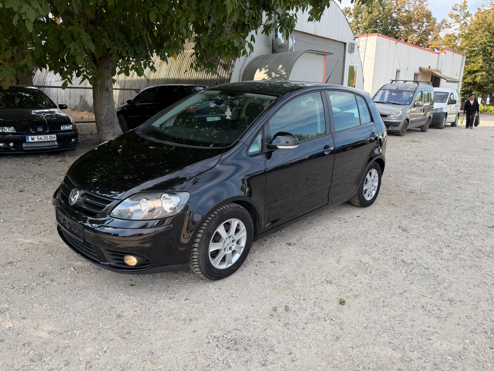 VW Golf Plus Отлична | Auto.bg — изображение 1 VW Golf Plus Отлична | Auto.bg — изображение 1