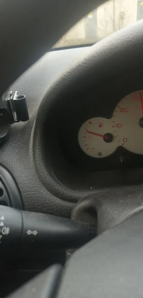 Peugeot 206 - 1100 € / 2151.41 лв. - 54898947 4 | Car24.bg Peugeot 206 - 1100 € / 2151.41 лв. - 54898947 4