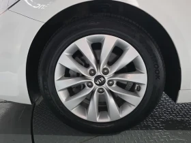 Kia K5 2Nd Generation 1.7 Diesel Sx Prestige | Auto.bg — изображение 4 Kia K5 2Nd Generation 1.7 Diesel Sx Prestige | Auto.bg — изображение 4