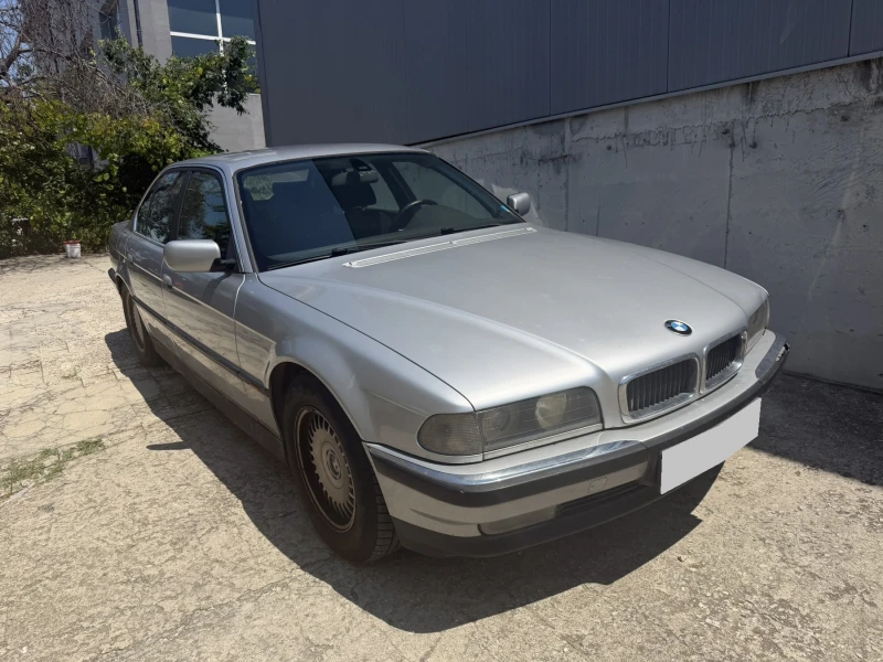 BMW 740 IA - 7800 € / 15255.47 лв. - 33170244 1 | Car24.bg BMW 740 IA - 7800 € / 15255.47 лв. - 33170244 1