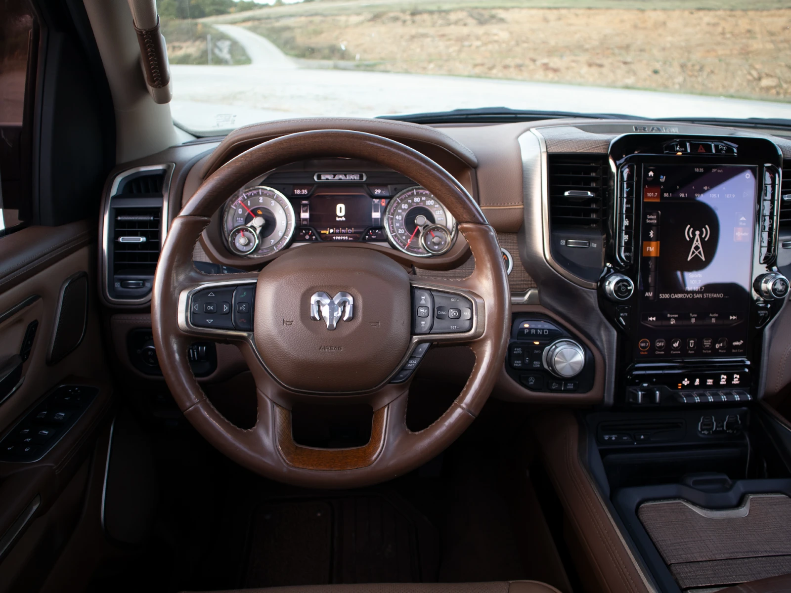 Dodge RAM 1500 5.7 eTorque LONGHORN + LPG - изображение 10 | Auto.bg Dodge RAM 1500 5.7 eTorque LONGHORN + LPG - изображение 10