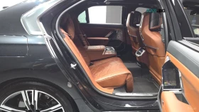 BMW i7 xDrive60 M Sport| Executive Lounge| Theatre Screen | Auto.bg — изображение 11 BMW i7 xDrive60 M Sport| Executive Lounge| Theatre Screen | Auto.bg — изображение 11