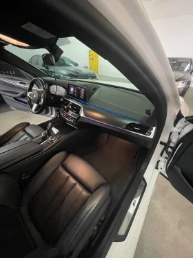 BMW 540 Xdr/M Performance/Facelift/Камера/Подгр/Амбиентно/ - 38800 € / 75886.20 лв. - 20135203 12 | Car24.bg BMW 540 Xdr/M Performance/Facelift/Камера/Подгр/Амбиентно/ - 38800 € / 75886.20 лв. - 20135203 12