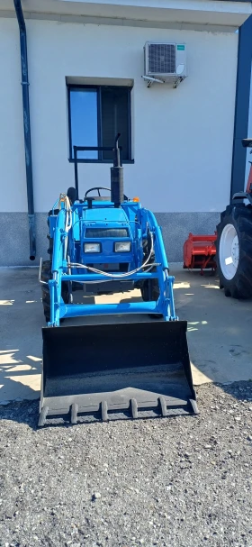 Обява за продажба на Трактор ISEKI МТ2501