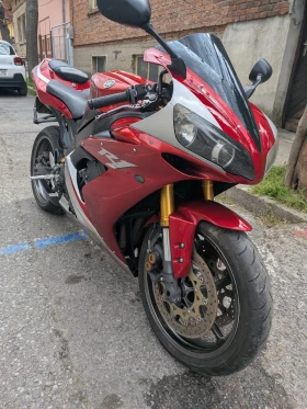 Yamaha YZF-R1 undefined | Auto.bg — изображение 3 Yamaha YZF-R1 undefined | Auto.bg — изображение 3
