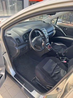 Toyota Corolla verso - 2300 € / 4498.41 лв. - 16720869 7 | Car24.bg Toyota Corolla verso - 2300 € / 4498.41 лв. - 16720869 7