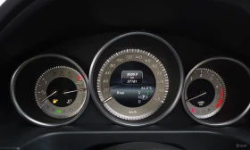 Mercedes-Benz E 300 E300 4MATIC Avantgarde 37k KM!!! | Auto.bg — изображение 8 Mercedes-Benz E 300 E300 4MATIC Avantgarde 37k KM!!! | Auto.bg — изображение 8