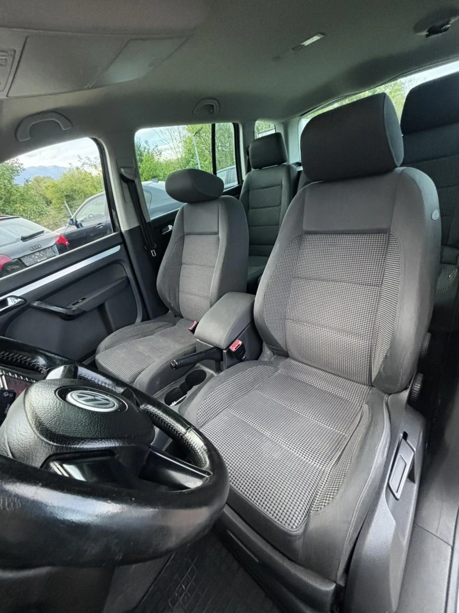 VW Touran 1.9~TDI~ - изображение 9 | Auto.bg VW Touran 1.9~TDI~ - изображение 9