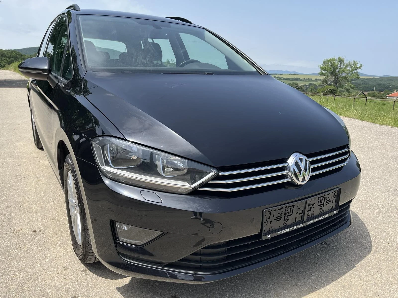 VW Sportsvan 1.6TDI | Auto.bg — изображение 1 VW Sportsvan 1.6TDI | Auto.bg — изображение 1