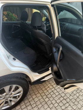 Toyota Rav4 2.2D-4D FWD - 10200 € / 19949.47 лв. - 36273283 9 | Car24.bg Toyota Rav4 2.2D-4D FWD - 10200 € / 19949.47 лв. - 36273283 9