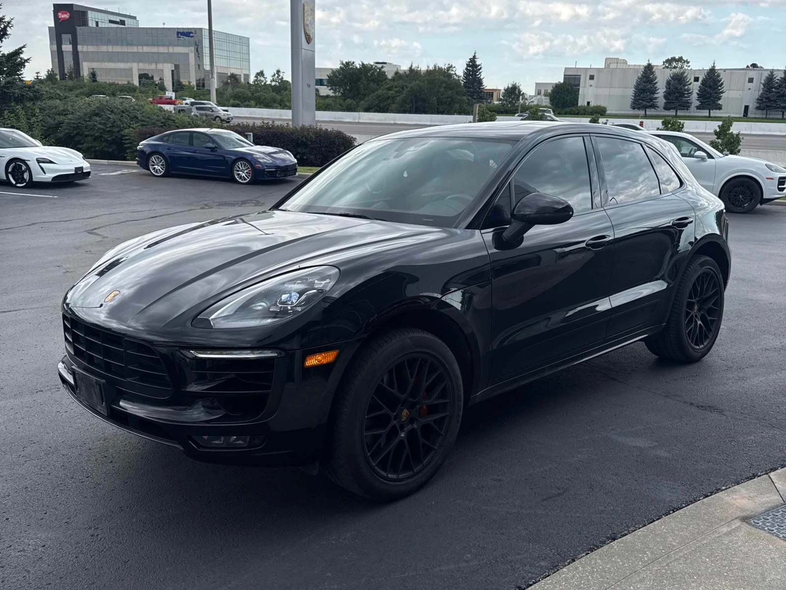 Porsche Macan * GTS * CARFAX * ОПЦИЯ ЗА ФИНАНСИРАНЕ | Auto.bg — изображение 1 Porsche Macan * GTS * CARFAX * ОПЦИЯ ЗА ФИНАНСИРАНЕ | Auto.bg — изображение 1