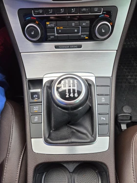 VW Passat B7 - 7149 € / 13982.23 лв. - 31229322 5 | Car24.bg VW Passat B7 - 7149 € / 13982.23 лв. - 31229322 5