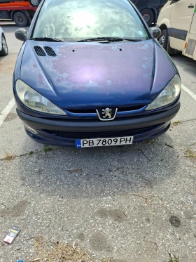 Снимка Peugeot 206
