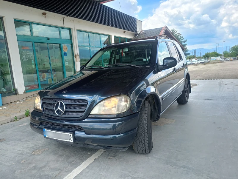 Mercedes-Benz ML 270 CDI Ръчка - 4800 € / 9387.98 лв. - 96229215 1 | Car24.bg Mercedes-Benz ML 270 CDI Ръчка - 4800 € / 9387.98 лв. - 96229215 1