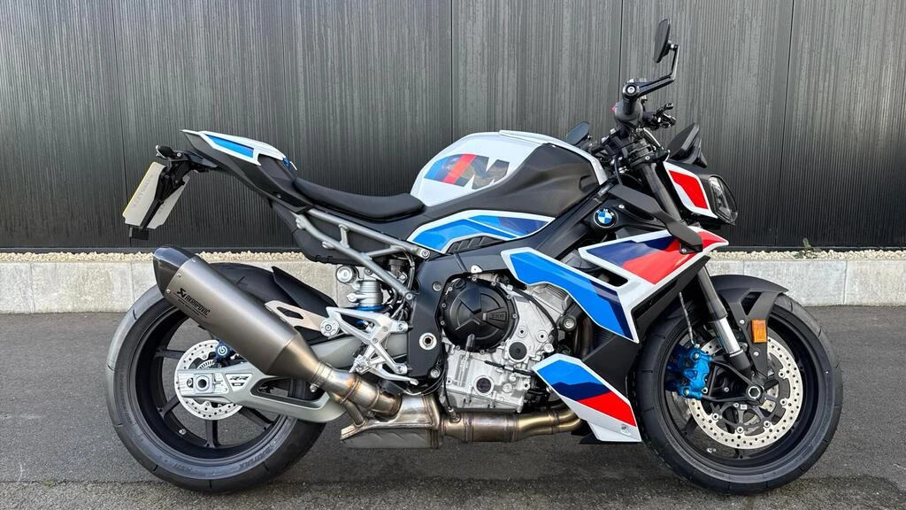 BMW M 1000r | Auto.bg — изображение 1 BMW M 1000r | Auto.bg — изображение 1