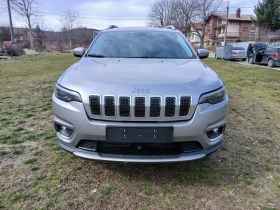 Снимка Jeep Cherokee