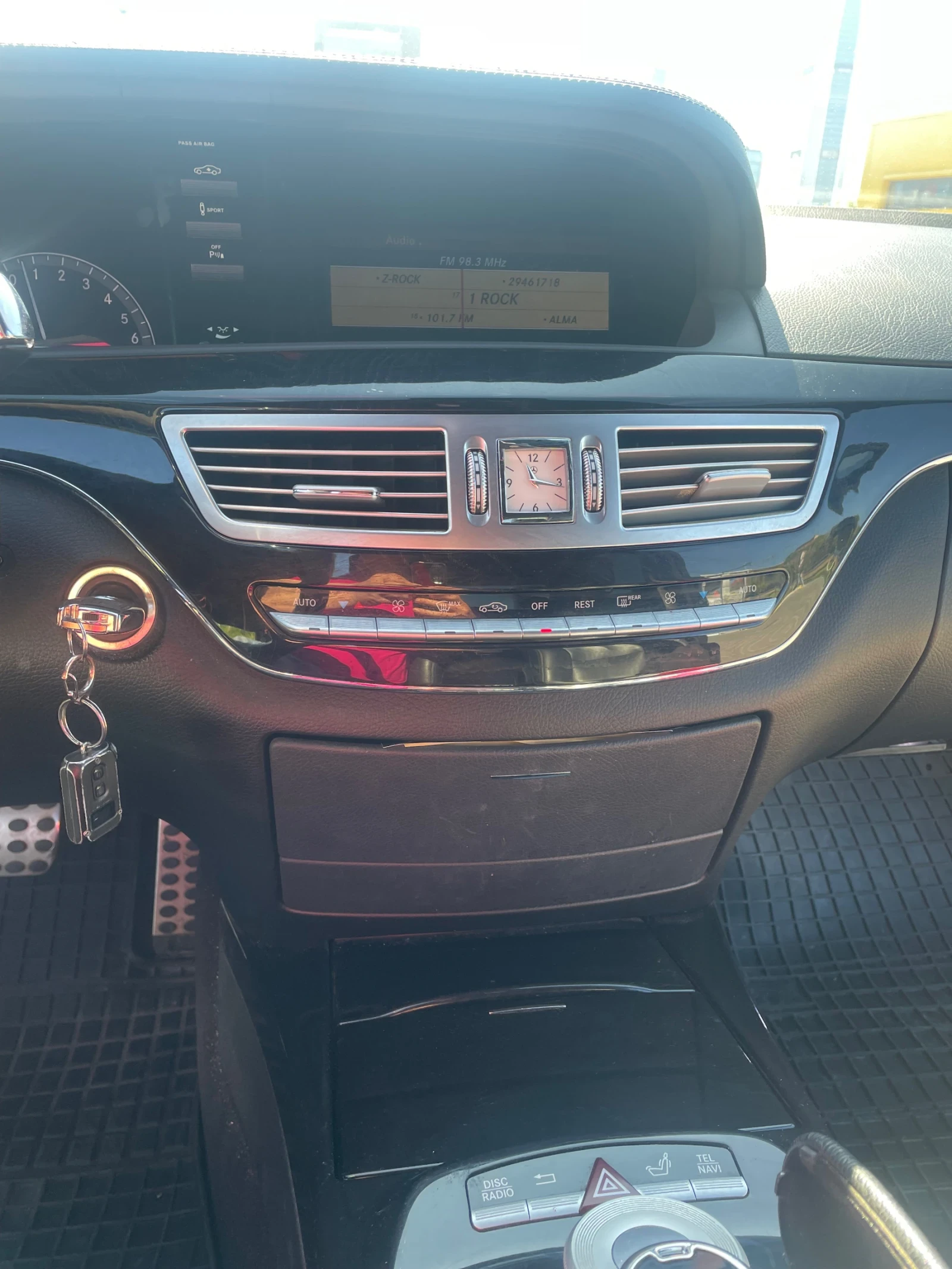 Mercedes-Benz S 500  - изображение 10 | Auto.bg Mercedes-Benz S 500  - изображение 10