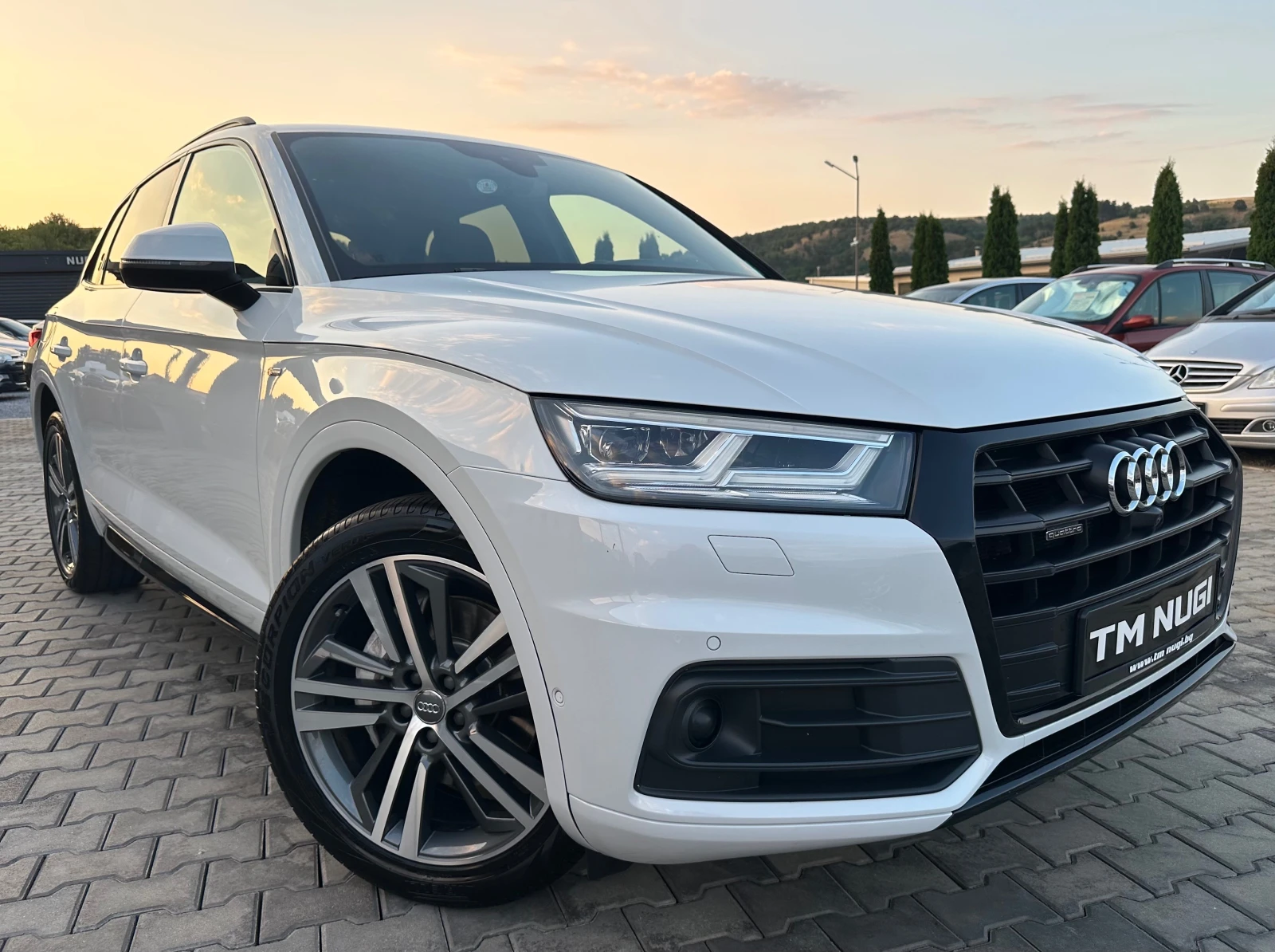 Audi Q5 S line* 3.0TDI* QUATTRO* LED* KAYLESS* TOP*  - изображение 2 | Auto.bg Audi Q5 S line* 3.0TDI* QUATTRO* LED* KAYLESS* TOP*  - изображение 2