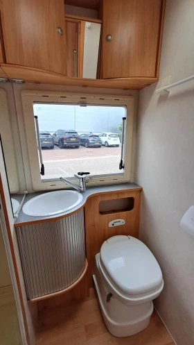 Кемпер Adria ПРОДАДЕН | Auto.bg — изображение 14 Кемпер Adria ПРОДАДЕН | Auto.bg — изображение 14