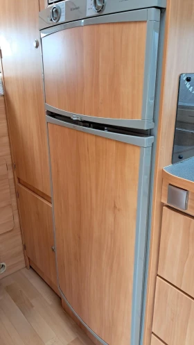 Кемпер Adria ПРОДАДЕН | Auto.bg — изображение 12 Кемпер Adria ПРОДАДЕН | Auto.bg — изображение 12