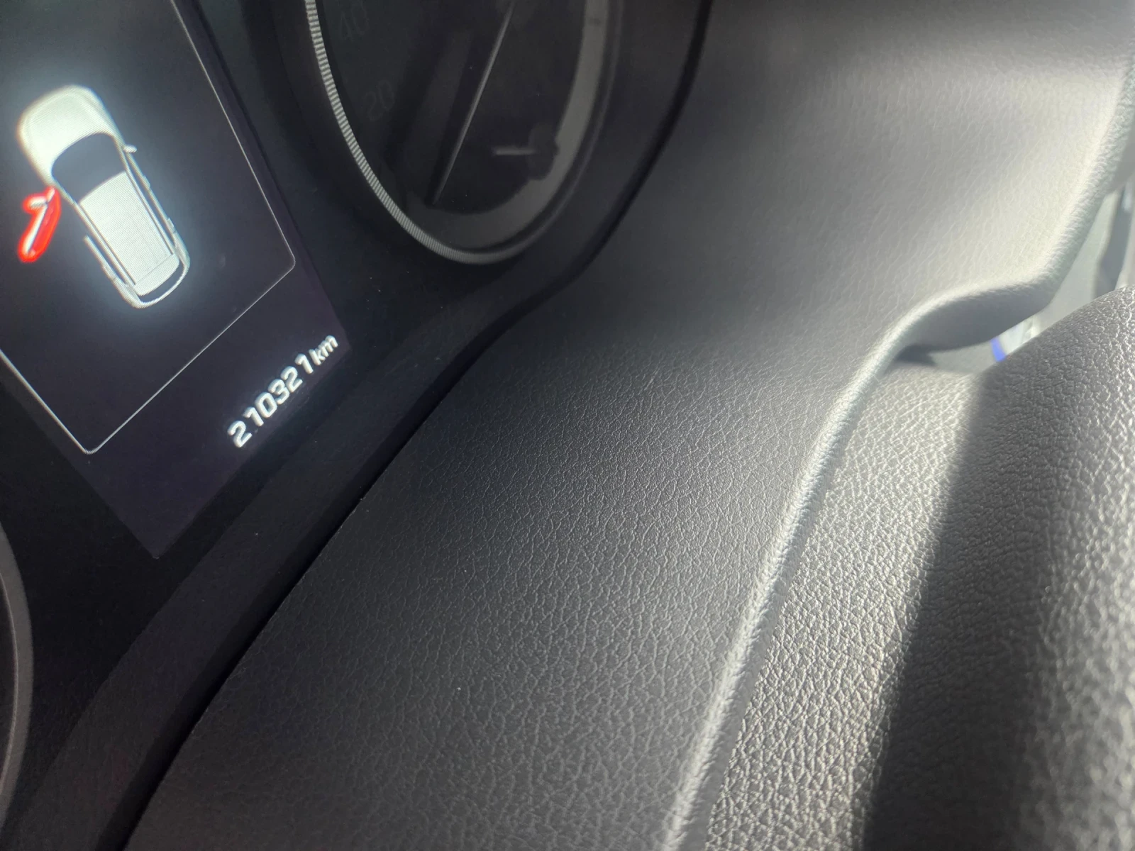 Hyundai Tucson  - изображение 8 | Auto.bg Hyundai Tucson  - изображение 8