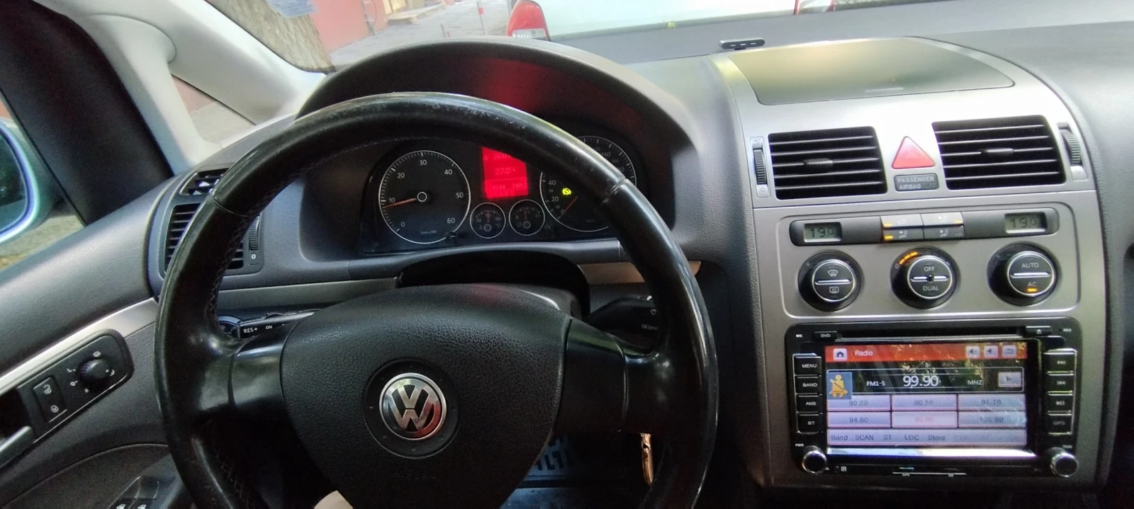 VW Touran  - изображение 4 | Auto.bg VW Touran  - изображение 4