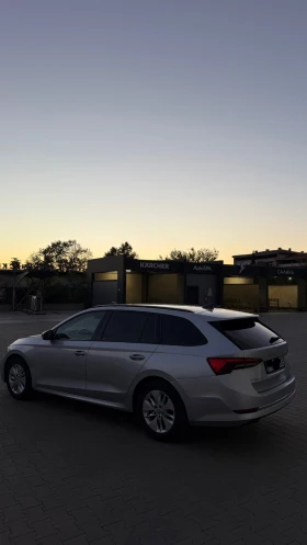 Skoda Octavia 2.0tdi 7DSG/Crystal Lighting/Подгрев/Distronik/Key - 16600 € - 93347290 3 | Car24.bg Skoda Octavia 2.0tdi 7DSG/Crystal Lighting/Подгрев/Distronik/Key - 16600 € - 93347290 3