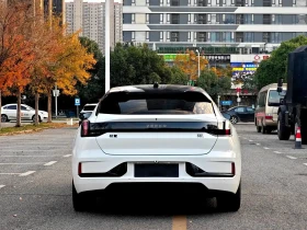 Zeekr 001 2022 Ultra Long Range Single Motor WE Edition | Auto.bg — изображение 8 Zeekr 001 2022 Ultra Long Range Single Motor WE Edition | Auto.bg — изображение 8
