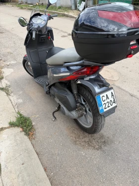Aprilia Sportcity 250 undefined | Auto.bg — изображение 2 Aprilia Sportcity 250 undefined | Auto.bg — изображение 2