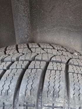 Toyota Yaris - 995 € / 1946.05 лв. - 79934975 10 | Car24.bg Toyota Yaris - 995 € / 1946.05 лв. - 79934975 10