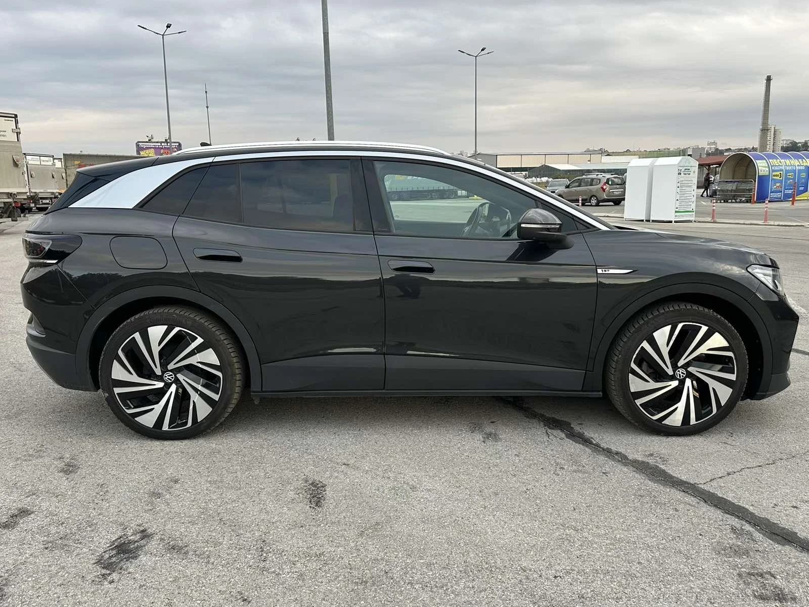 VW ID.4 1ST PRO * MASSAGE* * 360CAM*  - изображение 6 | Auto.bg VW ID.4 1ST PRO * MASSAGE* * 360CAM*  - изображение 6