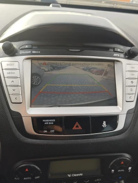 Hyundai IX35 4x4 АВТОМАТИК KEYLESS NAVI КАМЕРА ПОДГРЕВ - 17890 лв. / 9147.01 € - 69533571 10 | Car24.bg Hyundai IX35 4x4 АВТОМАТИК KEYLESS NAVI КАМЕРА ПОДГРЕВ - 17890 лв. / 9147.01 € - 69533571 10