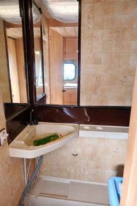 Каравана Wilk 450 | Auto.bg — изображение 7 Каравана Wilk 450 | Auto.bg — изображение 7