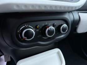 Renault Twingo 0.9 LIMITED 39 000 km - 11800 лв. / 6033.24 € - 88107312 16 | Car24.bg Renault Twingo 0.9 LIMITED 39 000 km - 11800 лв. / 6033.24 € - 88107312 16