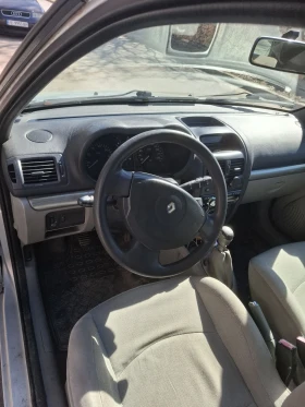 Renault Clio 16v - 1490 € / 2914.19 лв. - 49752664 5 | Car24.bg Renault Clio 16v - 1490 € / 2914.19 лв. - 49752664 5