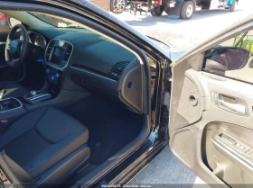 Chrysler 300c 3.6l 300 Touring - 18600 € / 36378.44 лв. - 20033728 5 | Car24.bg Chrysler 300c 3.6l 300 Touring - 18600 € / 36378.44 лв. - 20033728 5