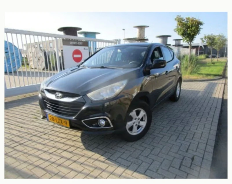 Hyundai IX35 2.0 BENZIN - 7000 € / 13690.81 лв. - 15906648 1 | Car24.bg Hyundai IX35 2.0 BENZIN - 7000 € / 13690.81 лв. - 15906648 1