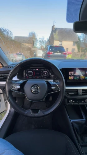 Skoda Kamiq - 15600 € / 30510.95 лв. - 77989187 4 | Car24.bg Skoda Kamiq - 15600 € / 30510.95 лв. - 77989187 4