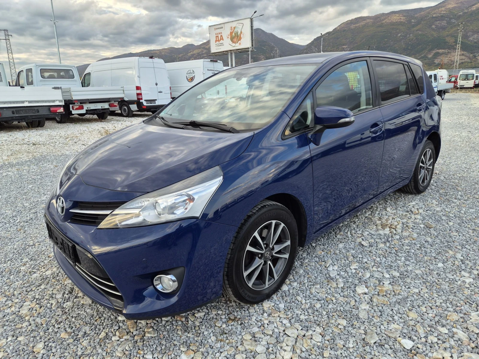Toyota Verso 1.6 D4d * Нави * Климатроник | Auto.bg — изображение 1 Toyota Verso 1.6 D4d * Нави * Климатроник | Auto.bg — изображение 1