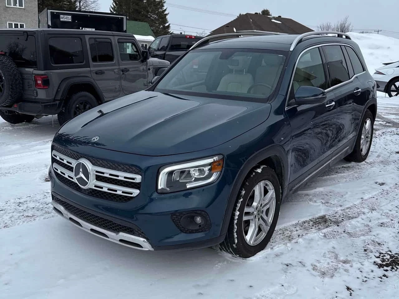 Mercedes-Benz GLB * 250* CARFAX * Дистроник * Подгрев * Два ключа * | Auto.bg — изображение 1 Mercedes-Benz GLB * 250* CARFAX * Дистроник * Подгрев * Два ключа * | Auto.bg — изображение 1