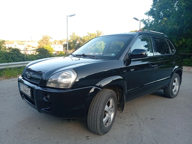 Hyundai Tucson 4х4/6-скорости/5л_100к/143кс/NAVI/Първи собственик - 4990 € / 9759.59 лв. - 77781263 1 | Car24.bg Hyundai Tucson 4х4/6-скорости/5л_100к/143кс/NAVI/Първи собственик - 4990 € / 9759.59 лв. - 77781263 1