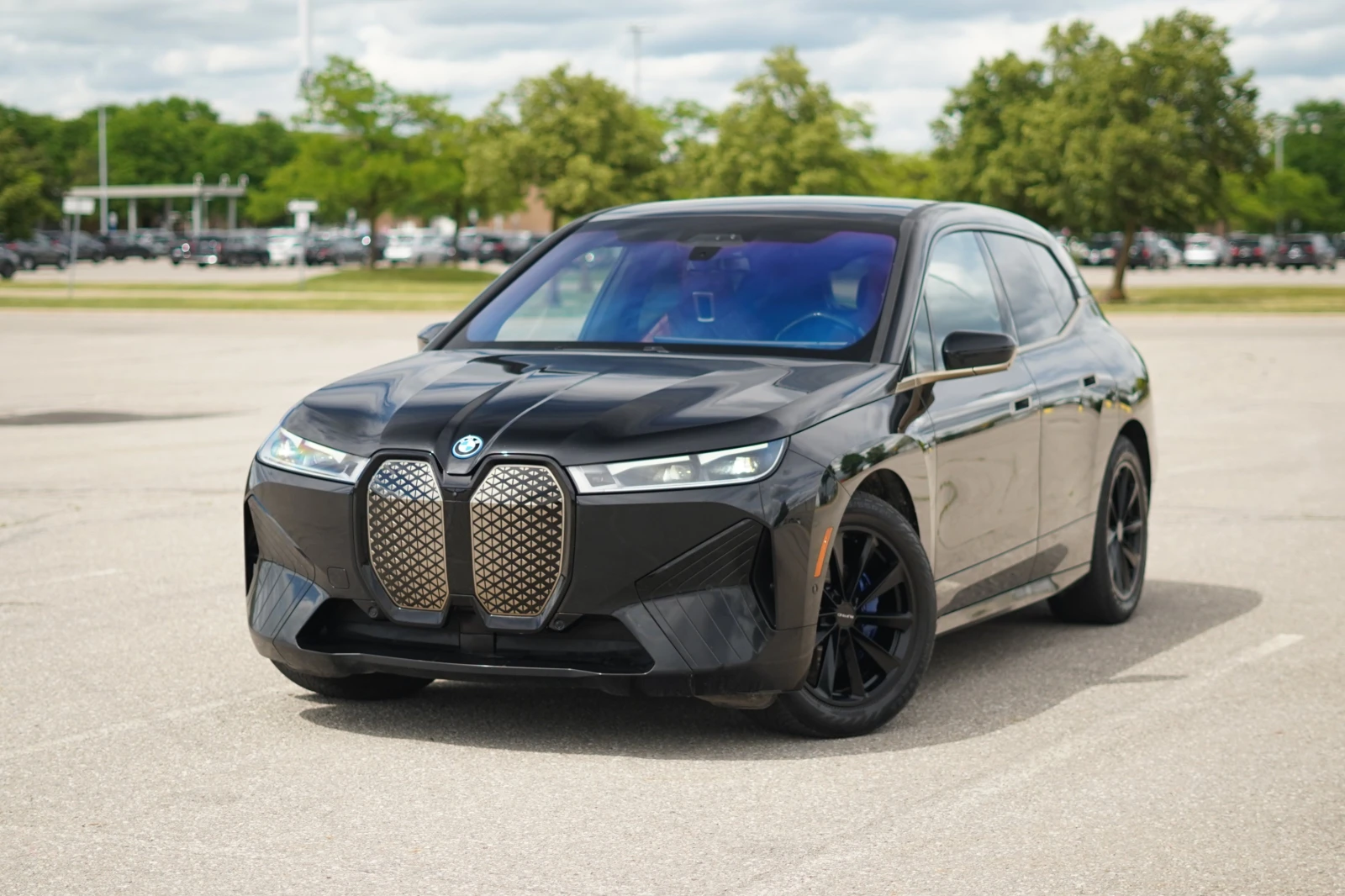 BMW iX M-pkg* Harman/Kardon* Soft-Close* Обдух* Head-Up* | Auto.bg — изображение 1 BMW iX M-pkg* Harman/Kardon* Soft-Close* Обдух* Head-Up* | Auto.bg — изображение 1