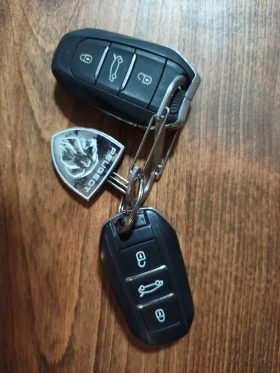 Peugeot 508 Хибрид | Auto.bg — изображение 15 Peugeot 508 Хибрид | Auto.bg — изображение 15
